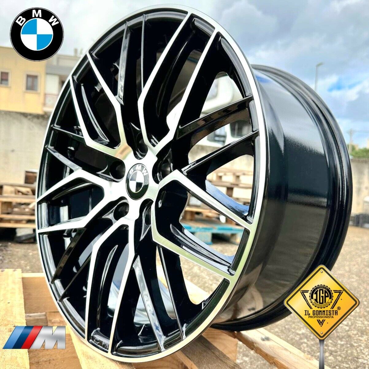 M Kit 4 Cerchi 19" Differenziati Doppia Misura Compatibili con BMW serie 3 4 5 6 7 X1 X3 X4 Z3 Z4