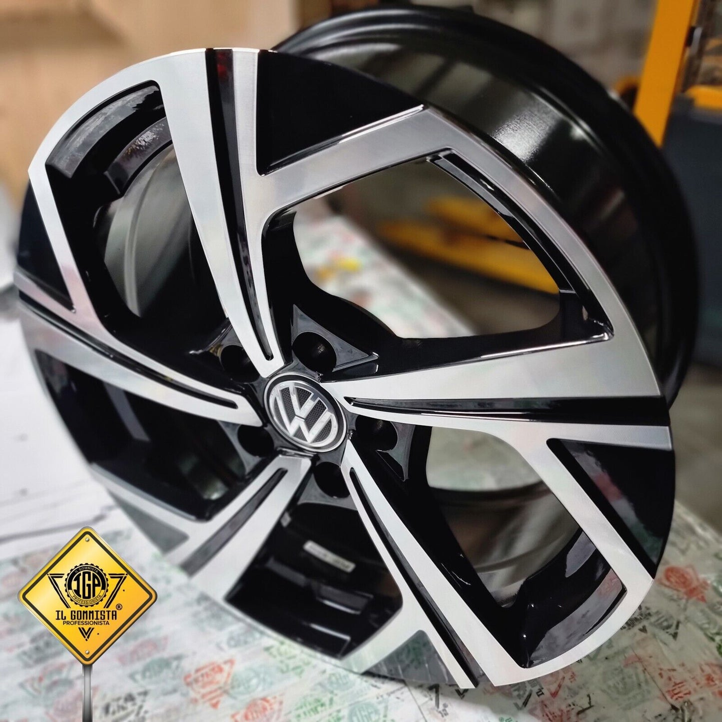 GTI KIT 4 Cerchi In Lega 7,5 x 17" Compatibili con Volkswagen Touran Arteon T-ROC Tiguan R Scirocco Golf 5 6 7 8