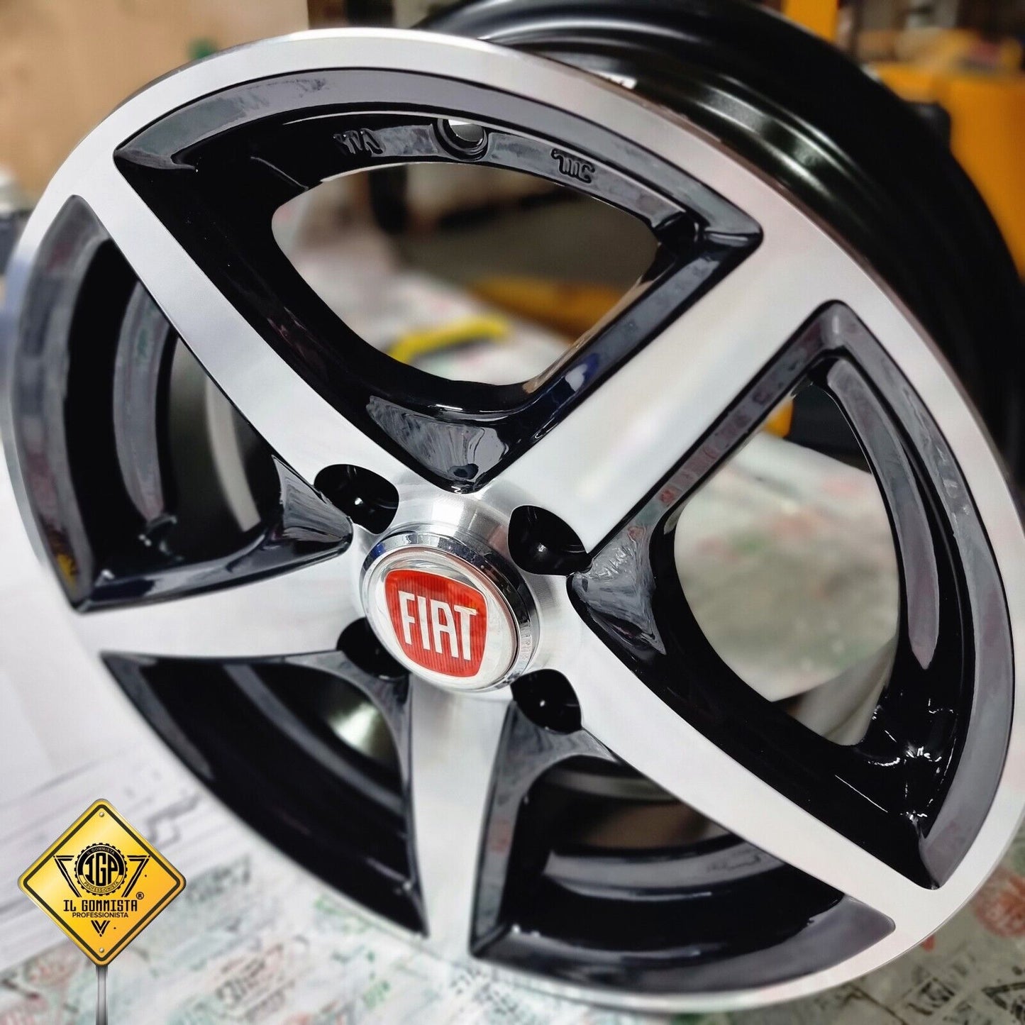 KIT 4 Cerchi In Lega da 13 Compatibili con FIAT Panda 4x4 Punto Cinquecento Uno