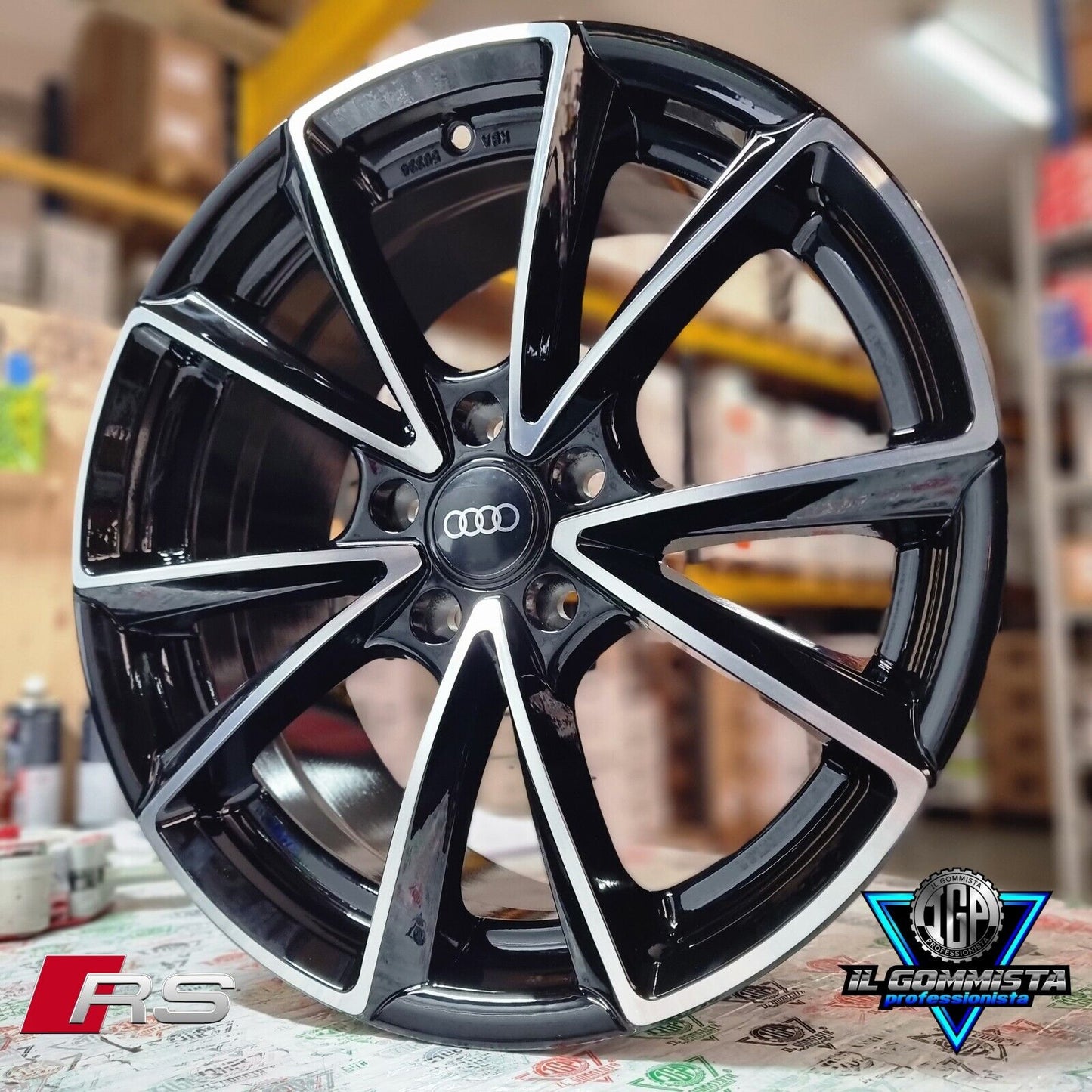 RS5 18 KIT 4 Cerchi In Lega 8 x 18" Compatibili con Audi A3 A4 A5 A6 A7 A8 TT Q2 Q3 Q4 Q5 S RS G-tron sporback S.line