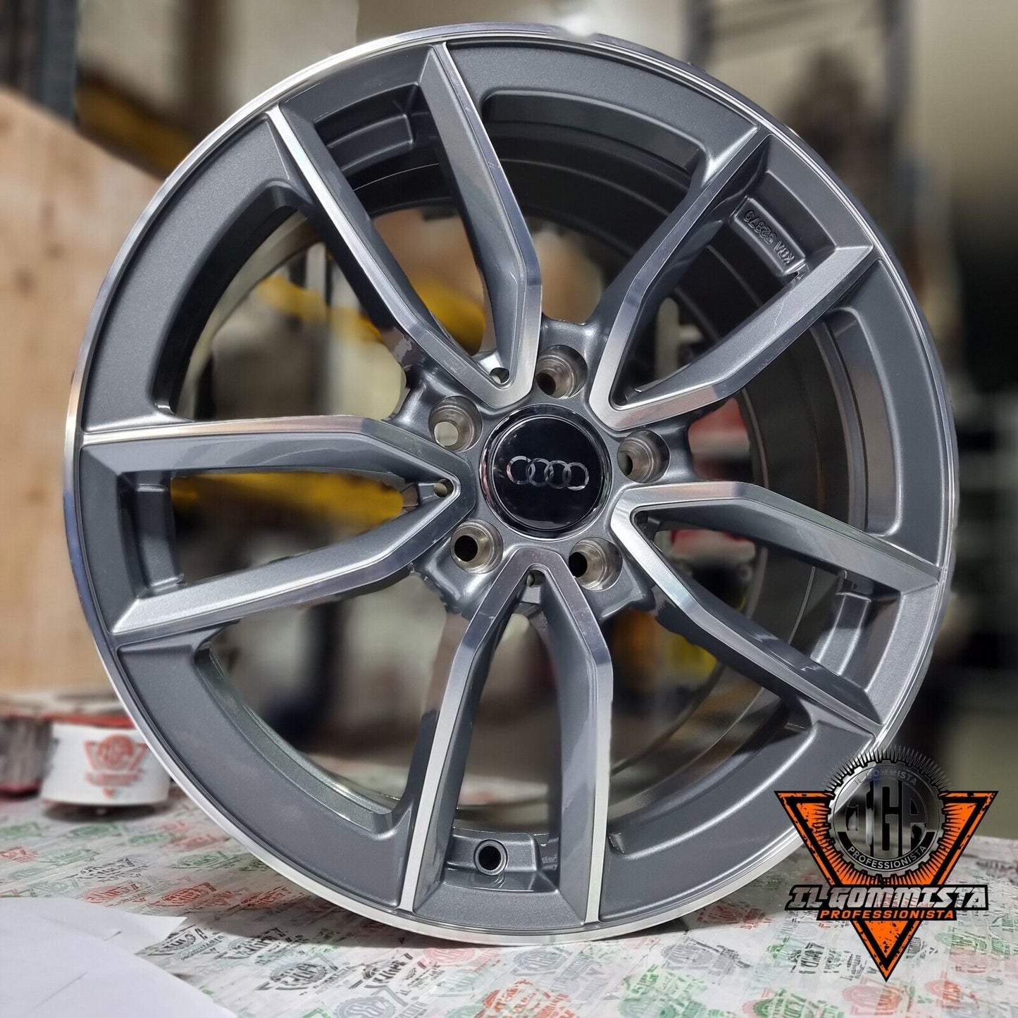 IGP21 KIT 4 Cerchi In Lega 18" Compatibili con udi A3 A4 Q2 Q3 Q5 e-Tron S-line color Total BLACK Audi Q2 Type GA + Q3 8U F3 RSQ3 + Audi A3 S3 Type 8P 8V 8YA S-line