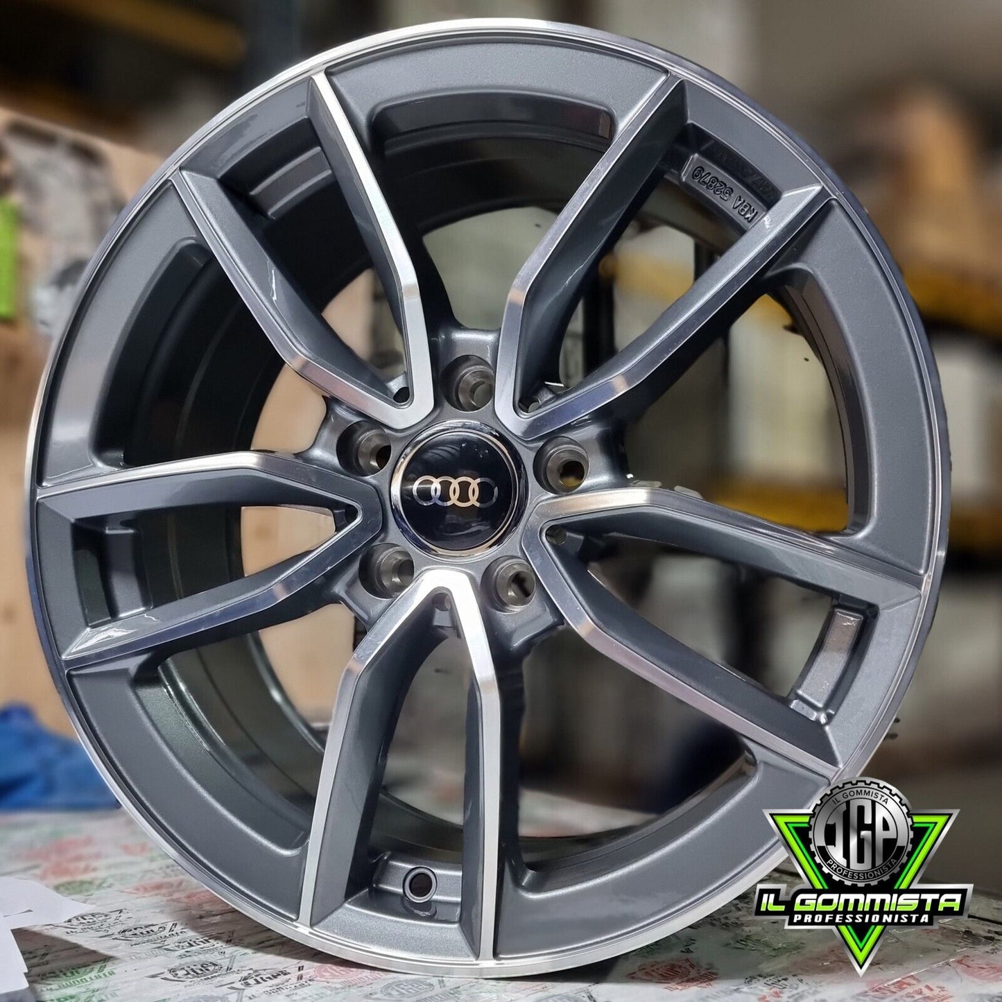 IGP21 KIT 4 Cerchi In Lega 18" Compatibili con udi A3 A4 Q2 Q3 Q5 e-Tron S-line color Total BLACK Audi Q2 Type GA + Q3 8U F3 RSQ3 + Audi A3 S3 Type 8P 8V 8YA S-line