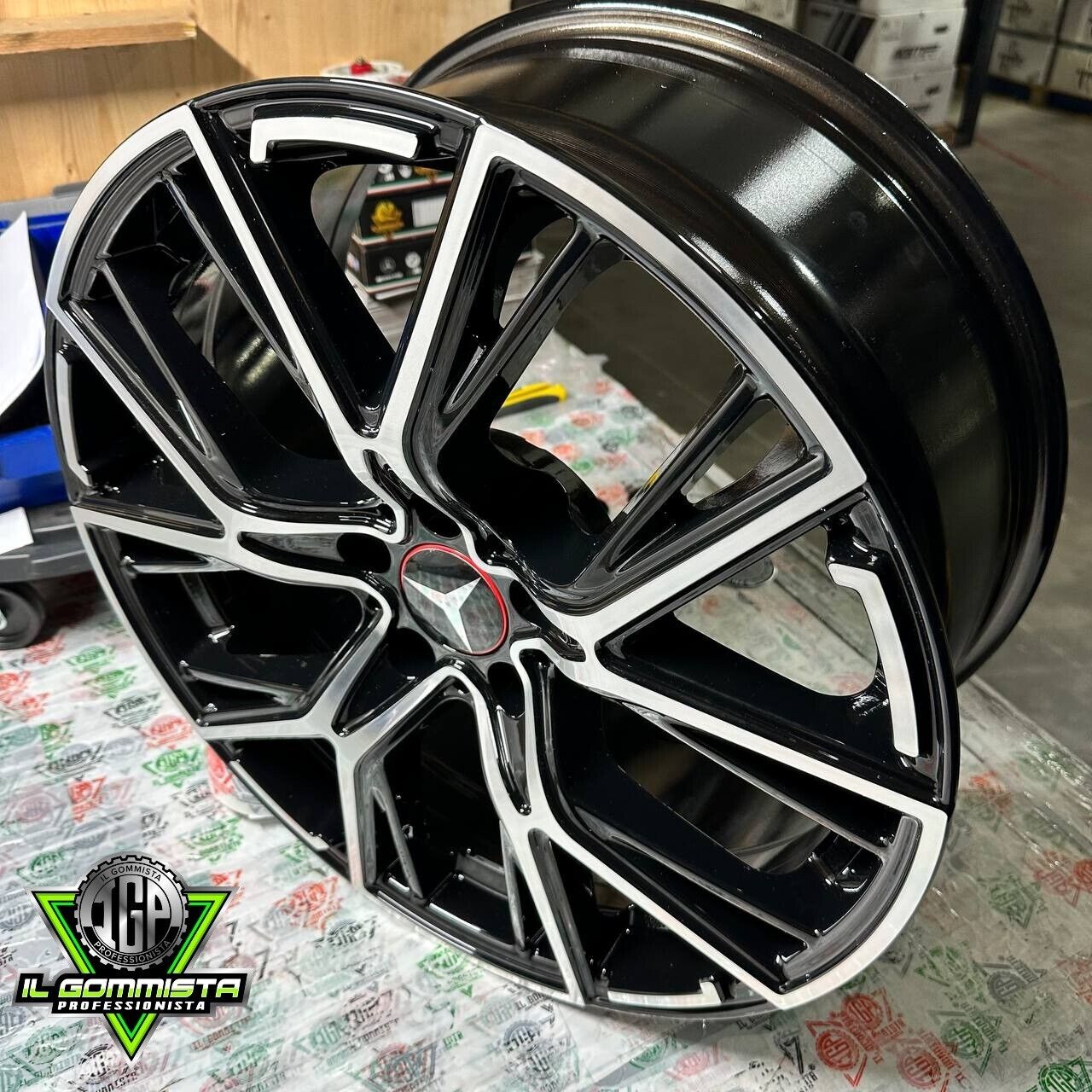 B4 KIT 4 Cerchi In Lega 8,5 x 19" Compatibili con Mercedes Classe A B C E CLA GLA GLB GLC R M S Vito Viano