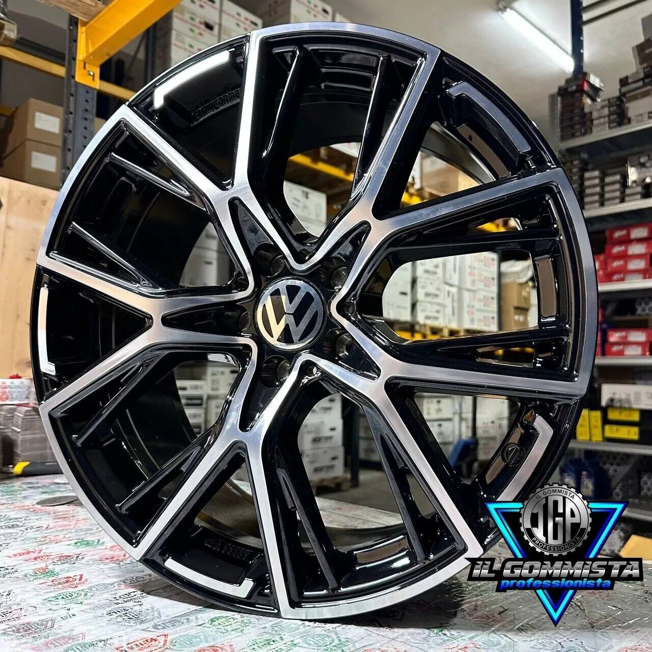 B4 KIT 4 Cerchi In Lega 8,5 x 19" Compatibili con Volkswagen Arteon T-ROC Tiguan R Scirocco Golf 5 6 7 8