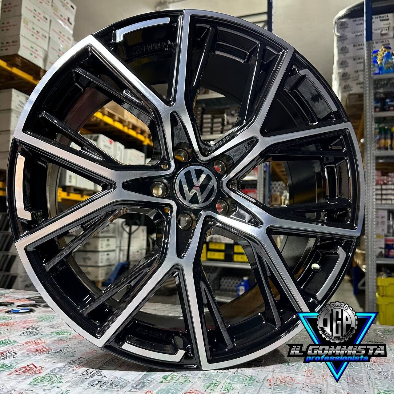 B4 KIT 4 Cerchi In Lega 8,5 x 19" Compatibili con Volkswagen Arteon T-ROC Tiguan R Scirocco Golf 5 6 7 8