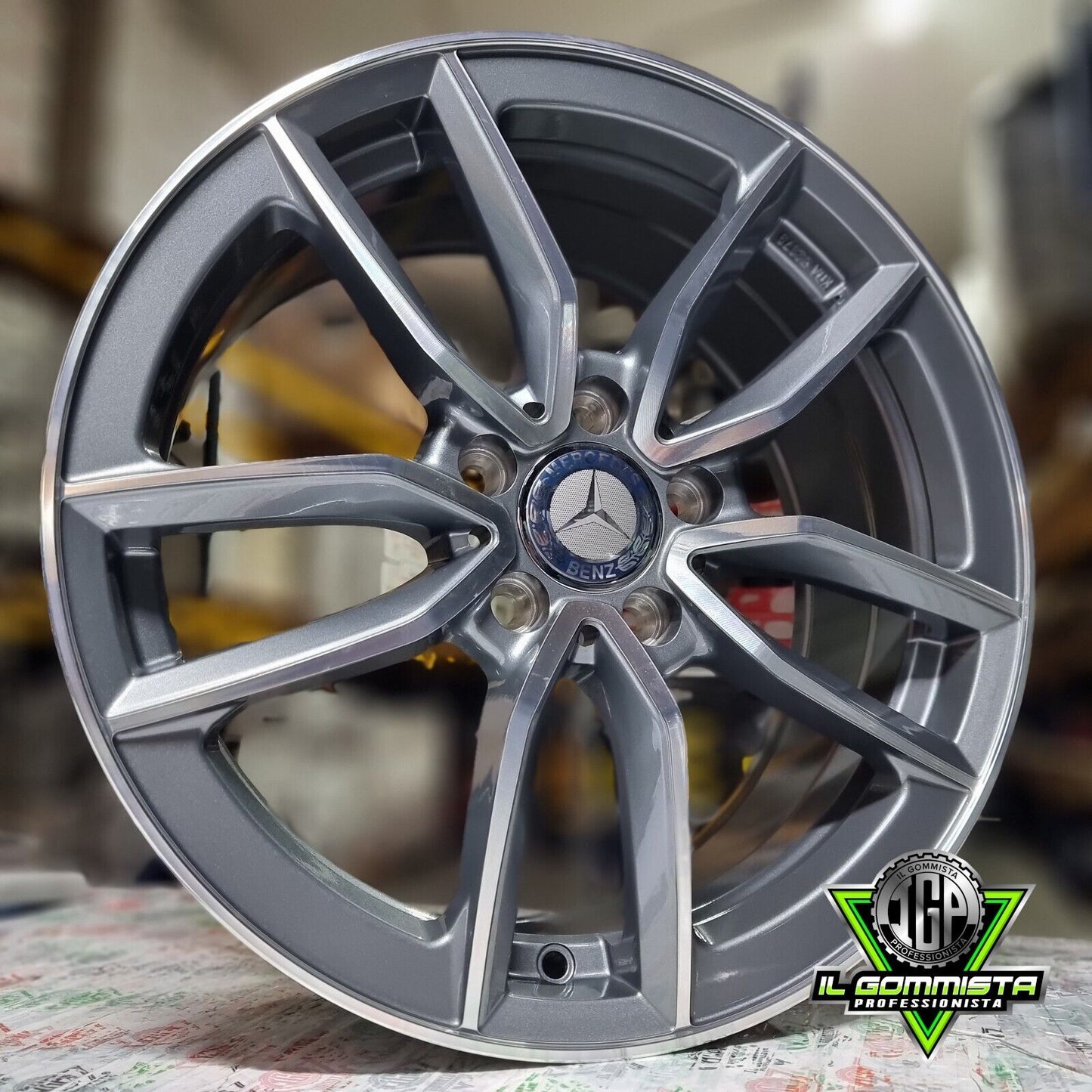 IGP21 KIT 4 Cerchi In Lega 18" Compatibili con Mercedes Classe A W169 176 177 AMG classe + B W245 246 247 AMG + CLA + Classe C W205 CLA W117 118 + CLA GLA GLB GLC Classe E + V 639 Viano Vito 447 NCC