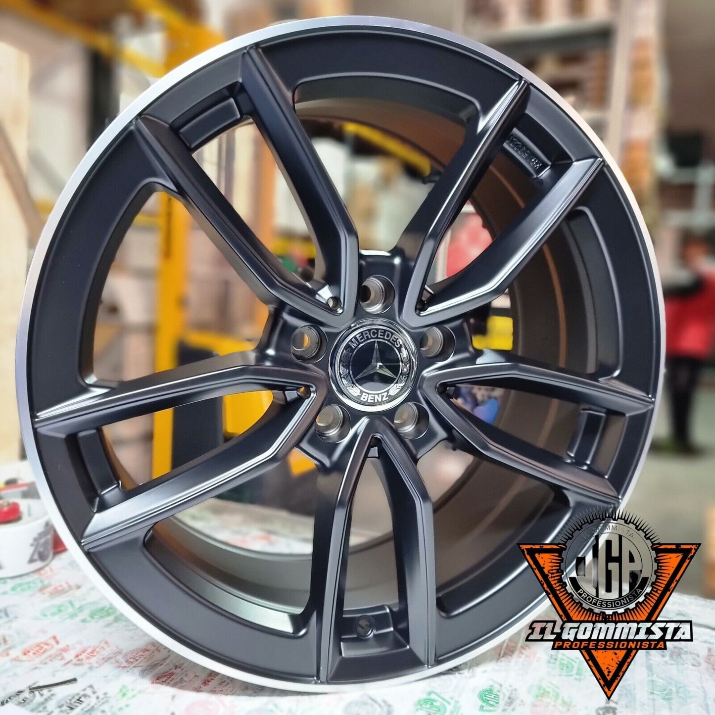 IGP21 KIT 4 Cerchi In Lega 18" Compatibili con Mercedes Classe A W169 176 177 AMG classe + B W245 246 247 AMG + CLA + Classe C W205 CLA W117 118 + CLA GLA GLB GLC Classe E + V 639 Viano Vito 447 NCC