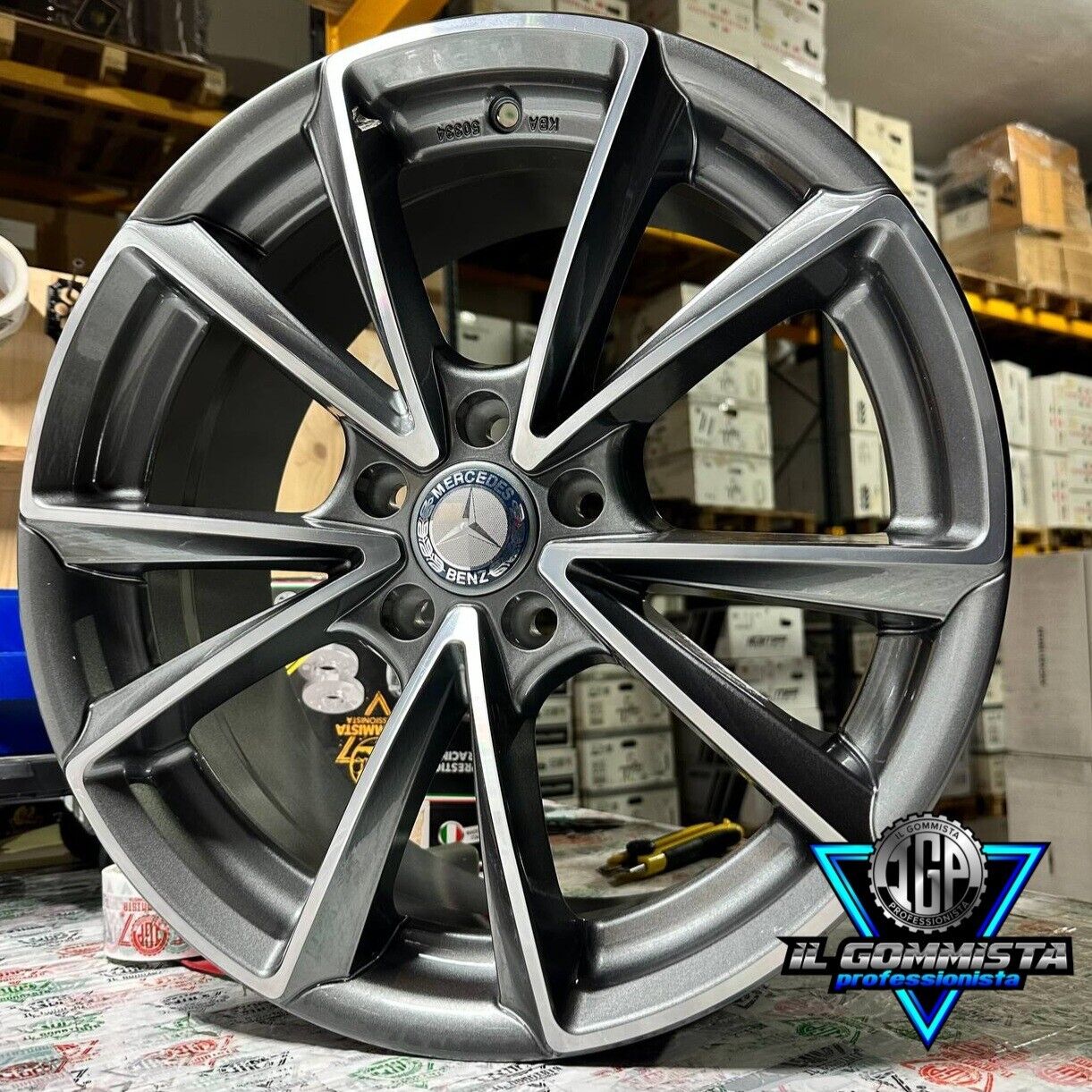 IGP A5 KIT 4 Cerchi In Lega 8 x 18" Compatibili con Mercedes Classe A B C E CLA GLA GLB GLC R M S Vito Viano AMG