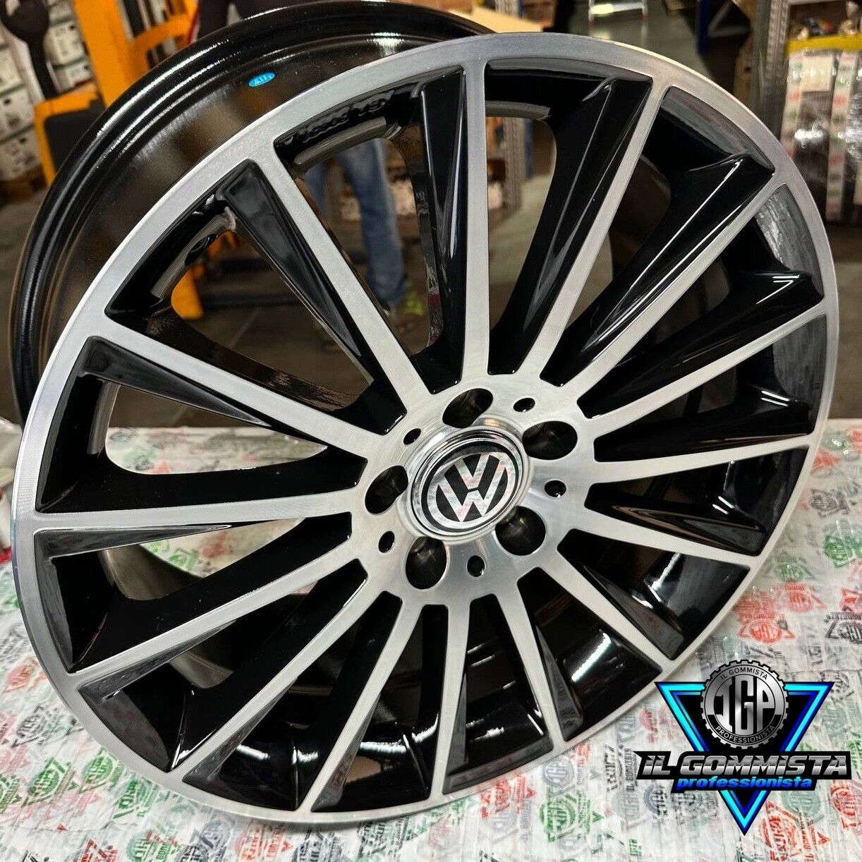 IGP 18 KIT 4 Cerchi In Lega 8 x 18" Compatibili con Volkswagen Golf 5 6 7 8 GTI GTD Arteon T-ROC Tiguan R Scirocco Passat