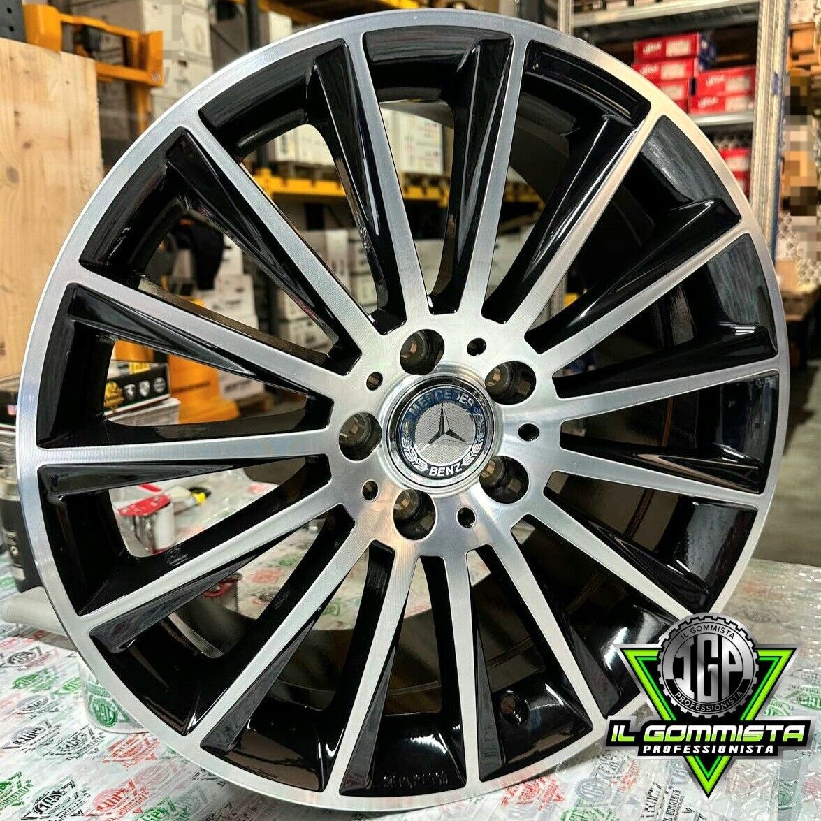 IGP 18 KIT 4 Cerchi In Lega 8 x 18" Compatibili con Mercedes Classe A B C E CLA GLA GLB GLC R M S Vito Viano AMG