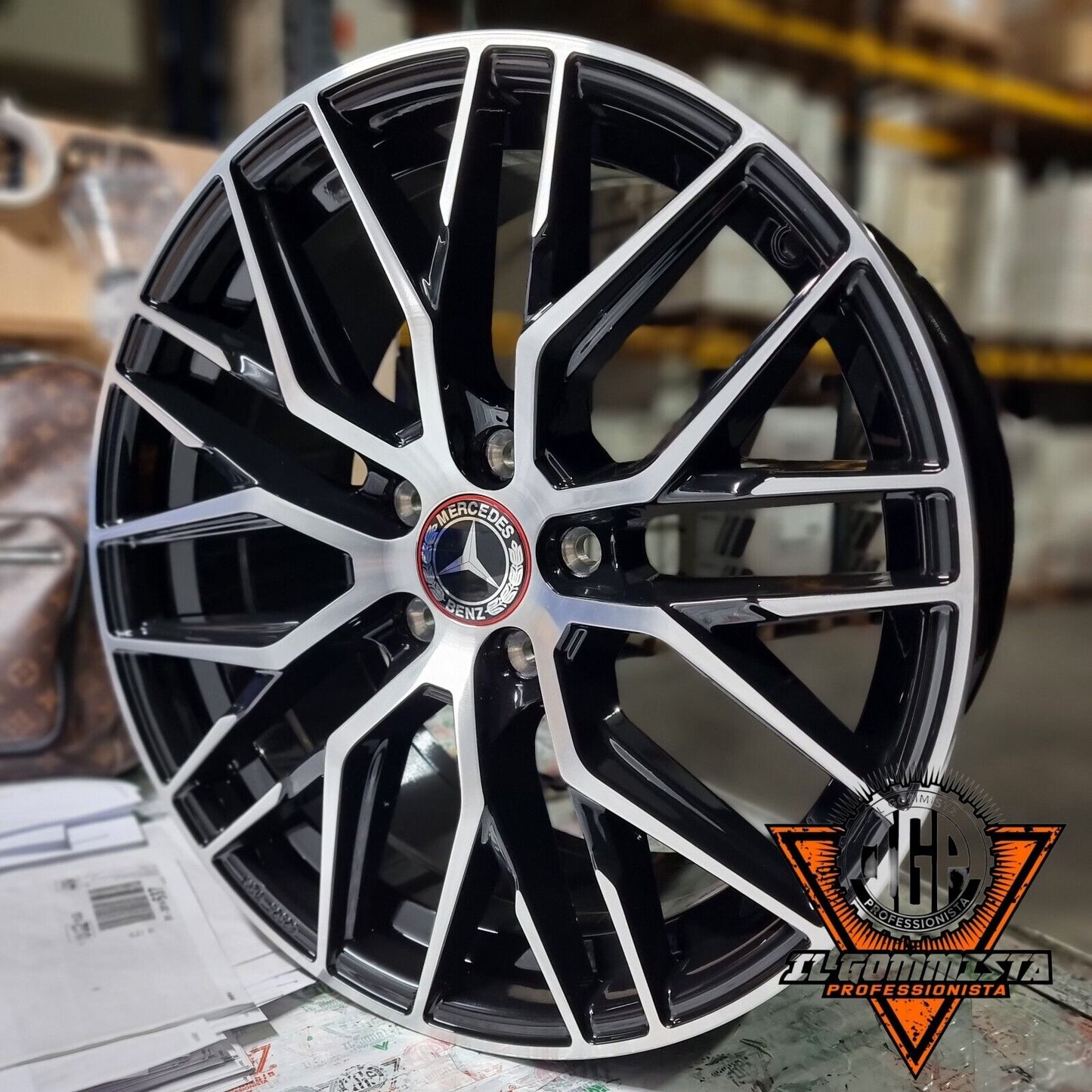 IGPRS4 KIT 4 Cerchi In Lega 18" Compatibili con Mercedes Classe A W169 176 177 AMG classe + B W245 246 247 AMG + CLA + Classe C W205 CLA W117 118 + CLA GLA GLB GLC Classe E + V 639 Viano Vito 447 NCC