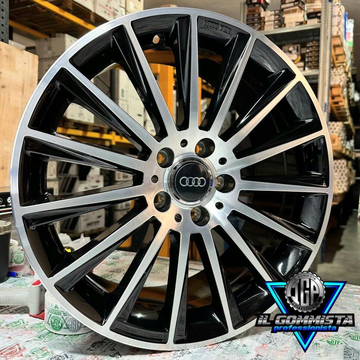 IGP 18 KIT 4 Cerchi In Lega 8 x 18" Compatibili con Audi A3 A4 A5 A6 A7 A8 TT Q2 Q3 Q4 Q5 S RS G-tron sporback S.line
