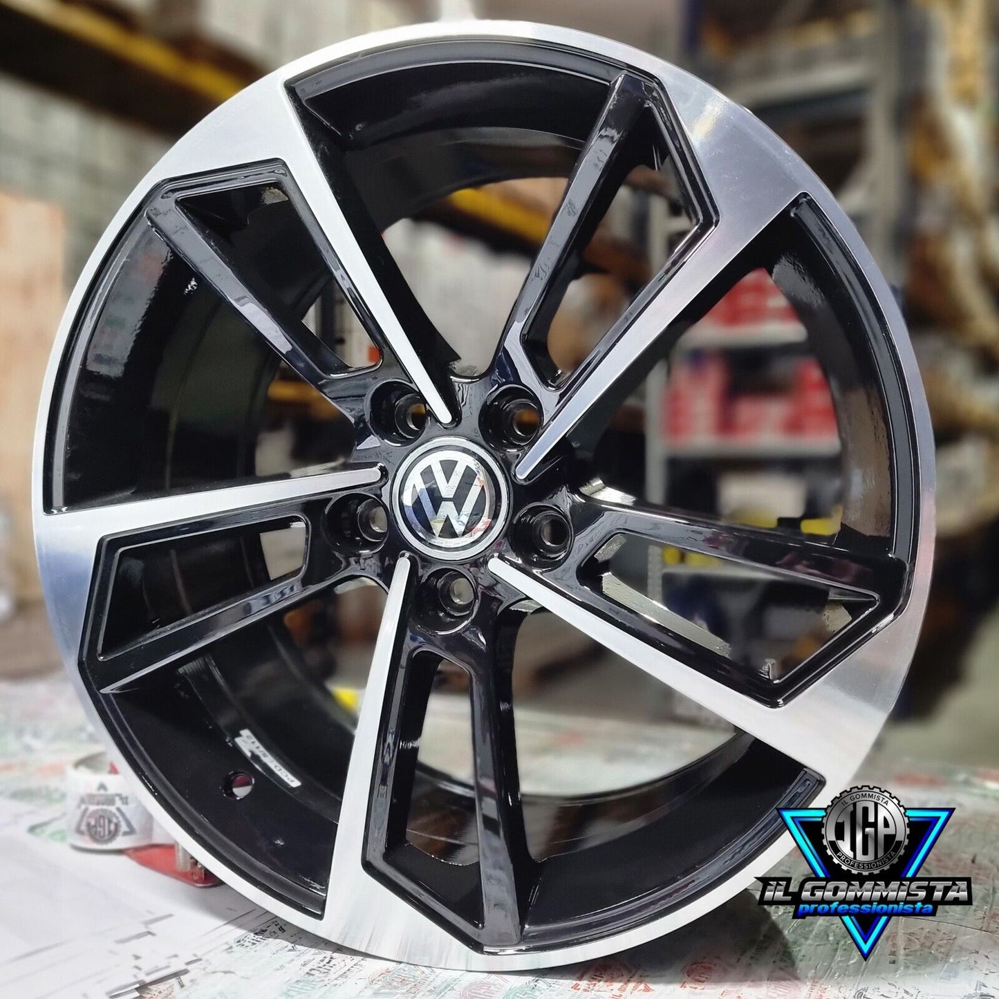 Flame IGP 18 KIT 4 Cerchi In Lega 8 x 18" Compatibili con Volkswagen Golf 5 6 7 8 GTI GTD Arteon T-ROC Tiguan R Scirocco Passat