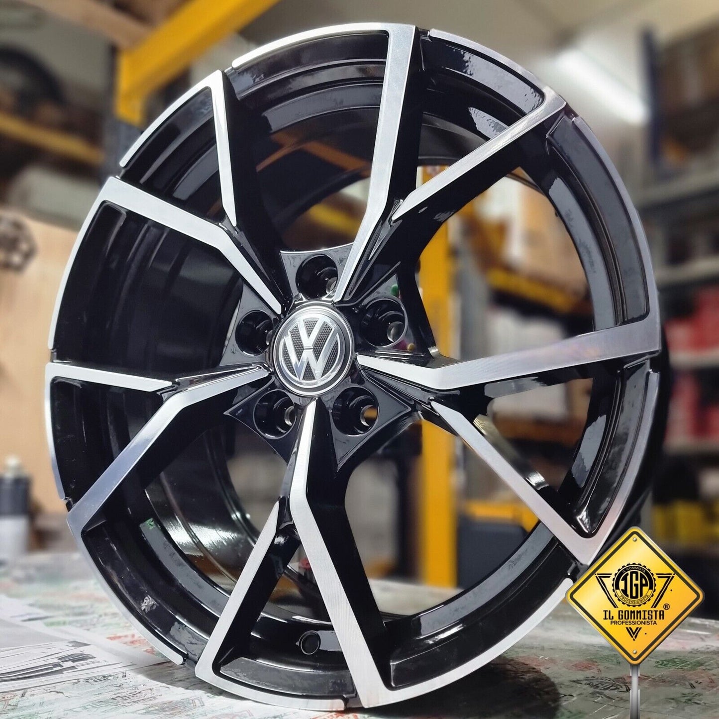 Estoril KIT 4 Cerchi In Lega 7,5 x 17" Compatibili con Volkswagen Touran Arteon T-ROC Tiguan R Scirocco Golf 5 6 7 8